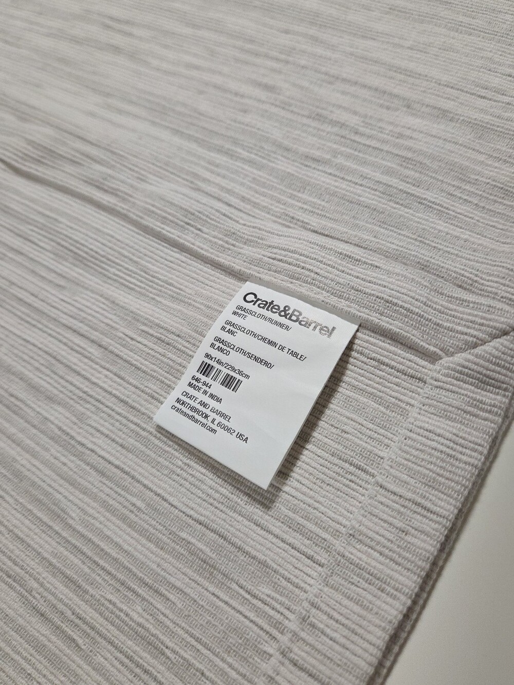 Like New Crate & Barrel Grasscloth Table Runner White And Grey 14x90 Inch Stripe